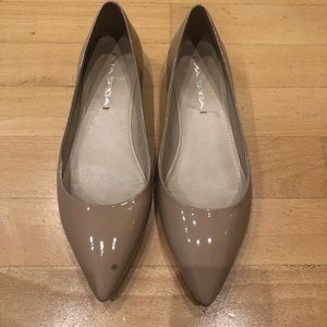 Via Spiga Nude patent leather flats